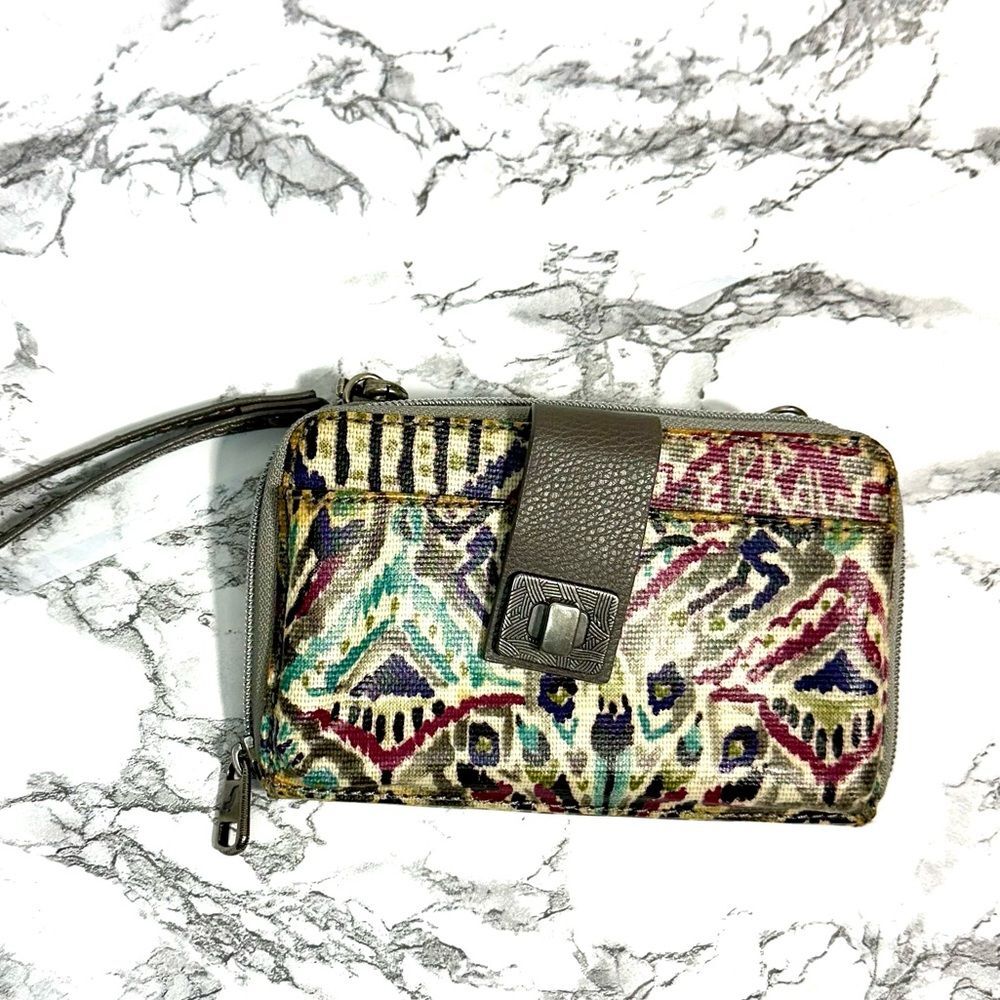 Sakroots Artist Circle Smartphone Crossbody Wallet